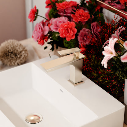 Traditional Single Handle Lavatory Bathroom Faucet GF-368S Series