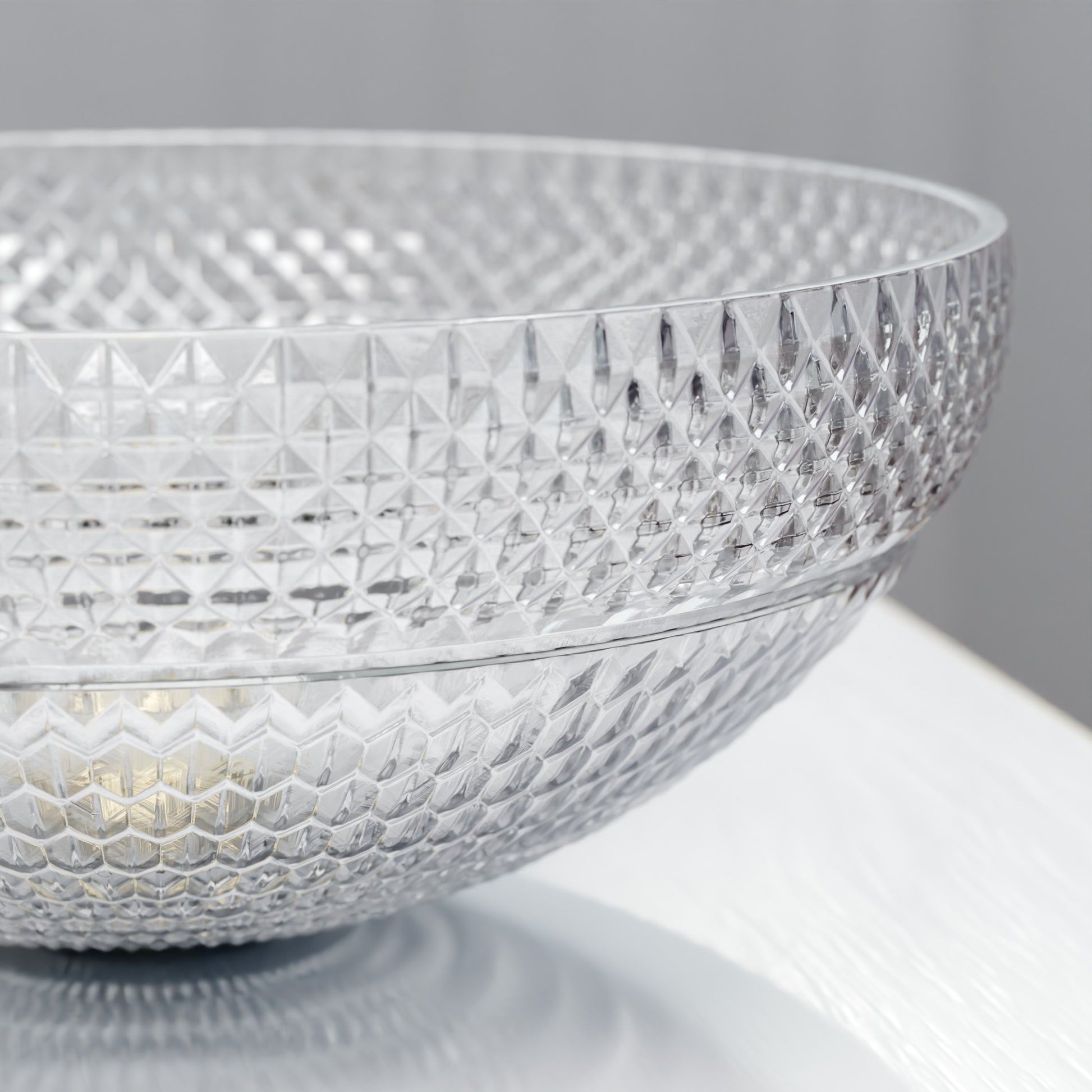 Modern Novatto Cristallo Diamond Clear crystal glass vessel bathroom sink, round shape with sleek, transparent design.