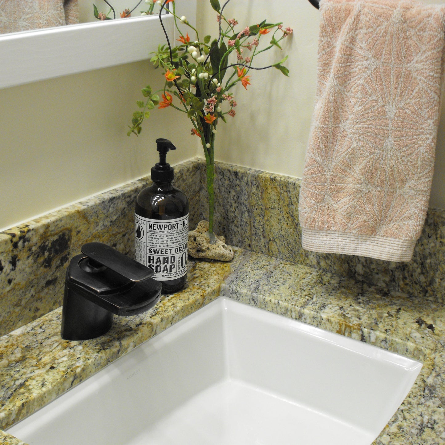 Modern Single Handle Waterfall Lavatory Faucet, NBF-084 Series