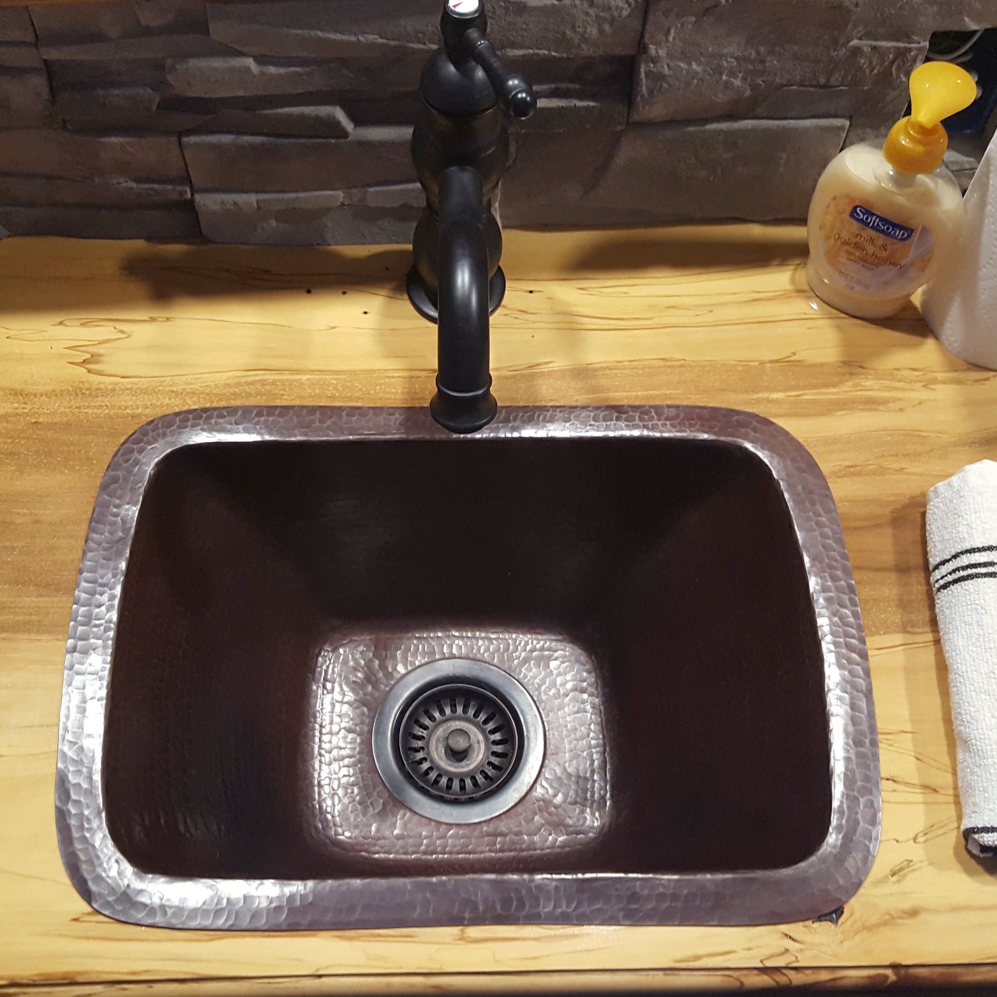 Rectangle Hammered Copper Bar Sink, TCB-002AN Cordoba